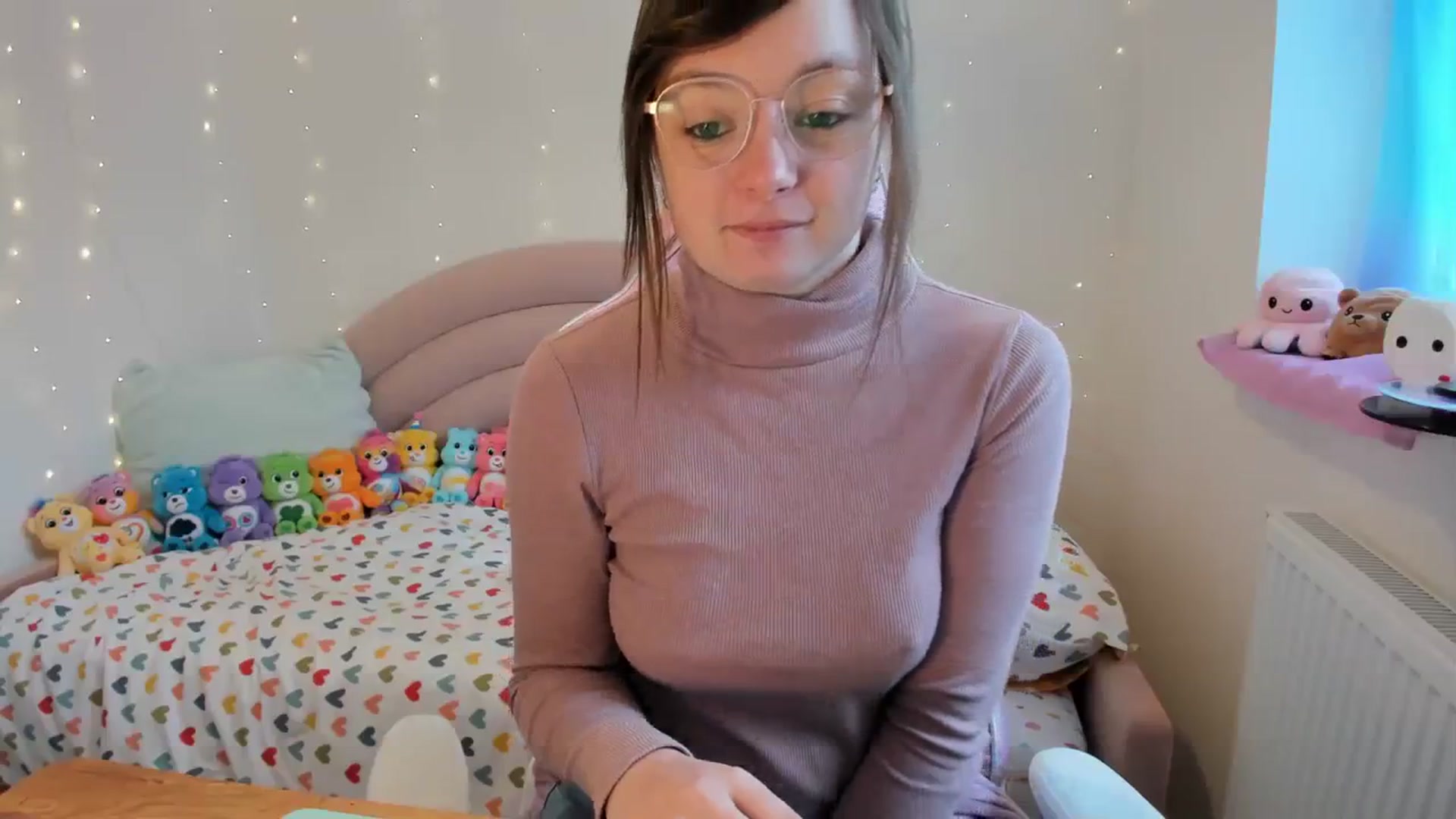 Gallery image thumbnail from JessieBear_'s myfreecams stream on, 01/05/2024, 13:24 image 15 of 20