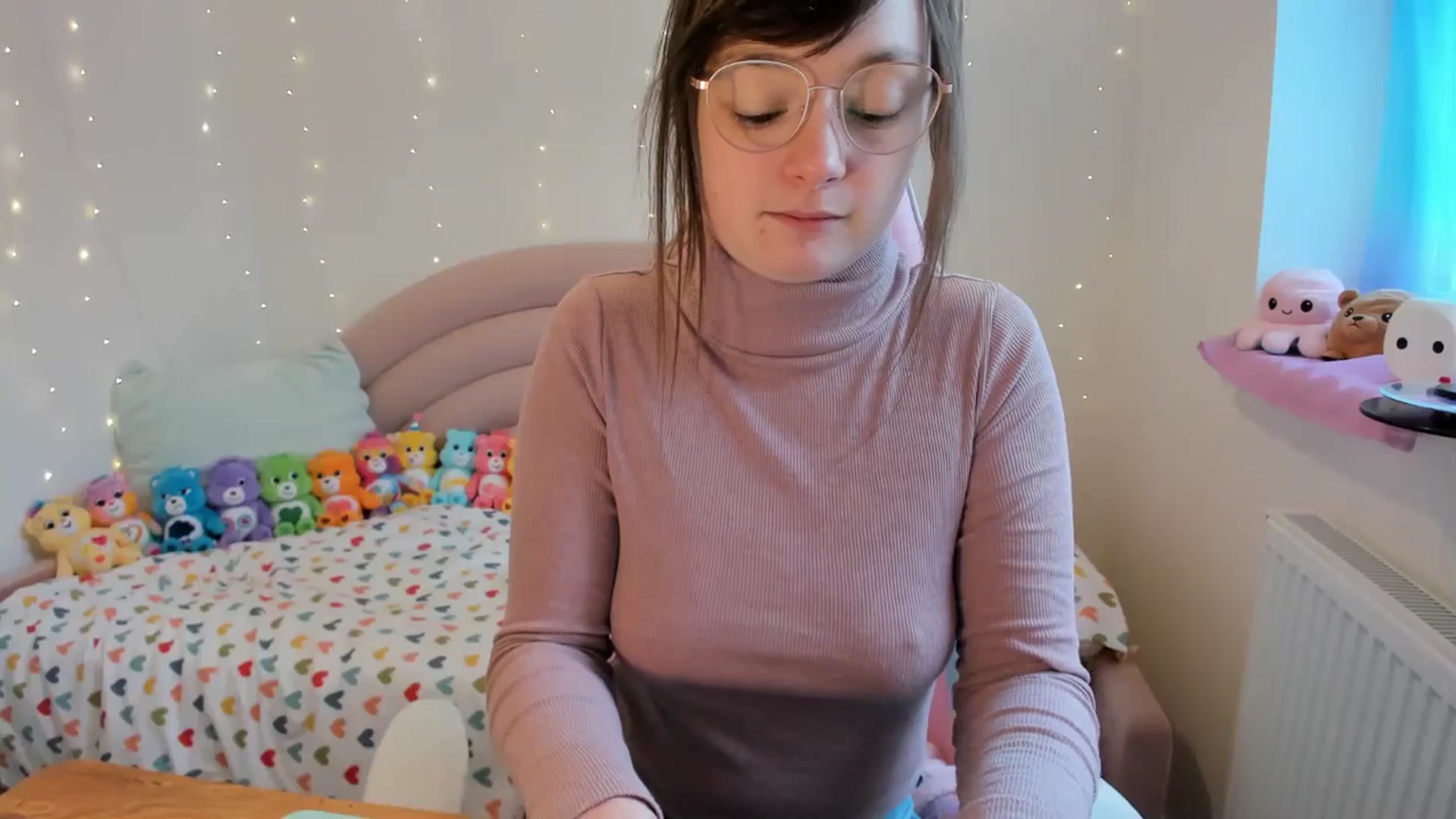 Gallery image thumbnail from JessieBear_'s myfreecams stream on, 01/05/2024, 13:24 image 14 of 20