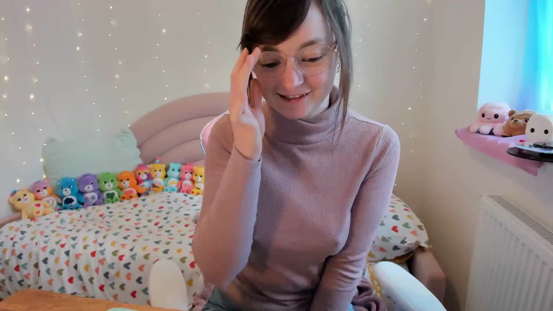Gallery image thumbnail from JessieBear_'s myfreecams stream on, 01/05/2024, 13:24 image 8 of 20
