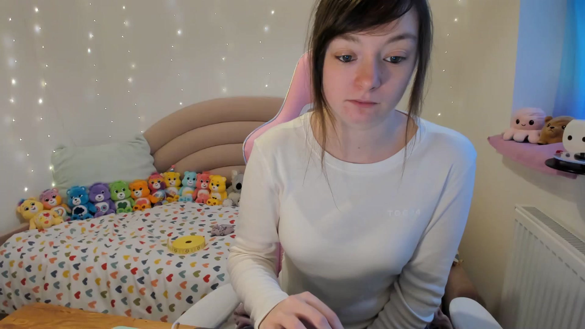Gallery image thumbnail from JessieBear_'s myfreecams stream on, 01/08/2024, 16:52 image 12 of 20