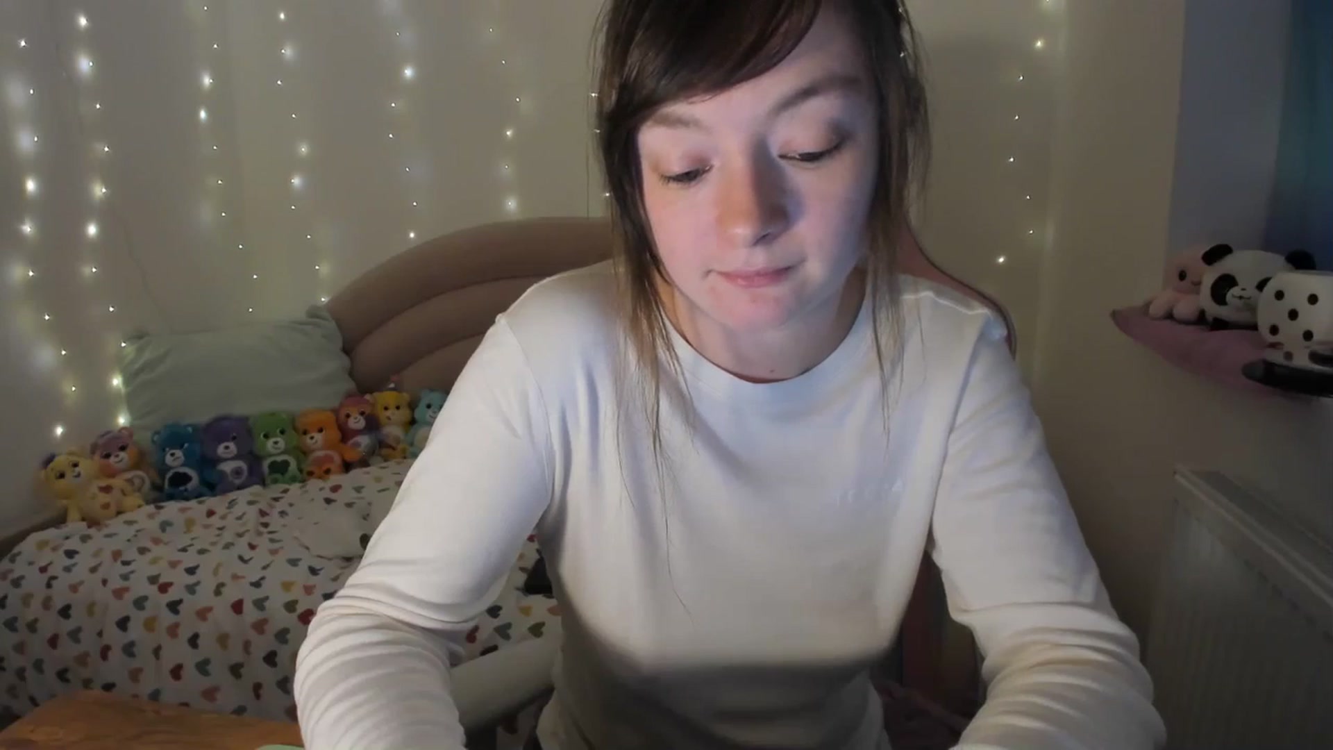 Gallery image thumbnail from JessieBear_'s myfreecams stream on, 01/08/2024, 16:52 image 19 of 20