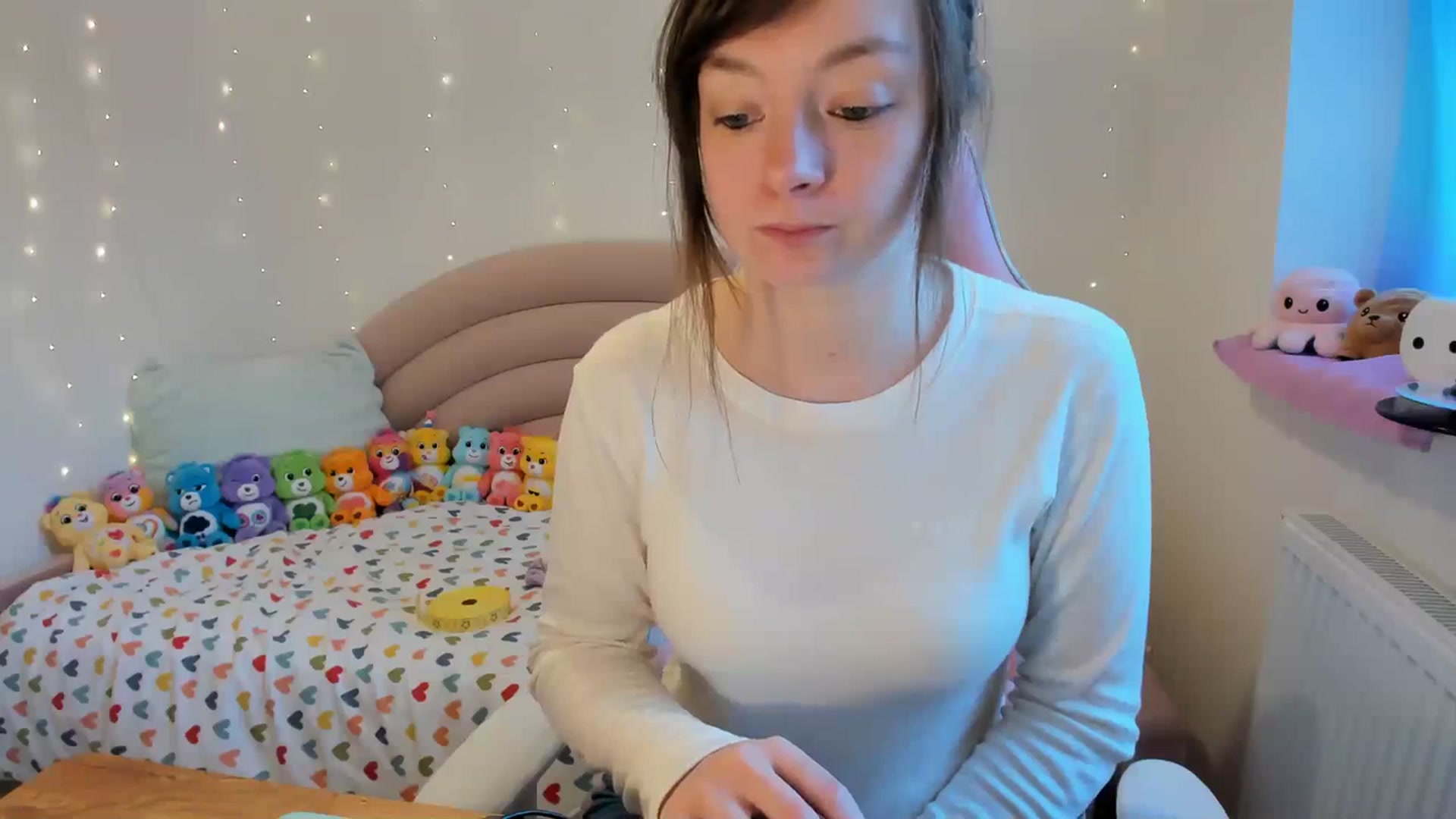 Gallery image thumbnail from JessieBear_'s myfreecams stream on, 01/08/2024, 16:52 image 5 of 20
