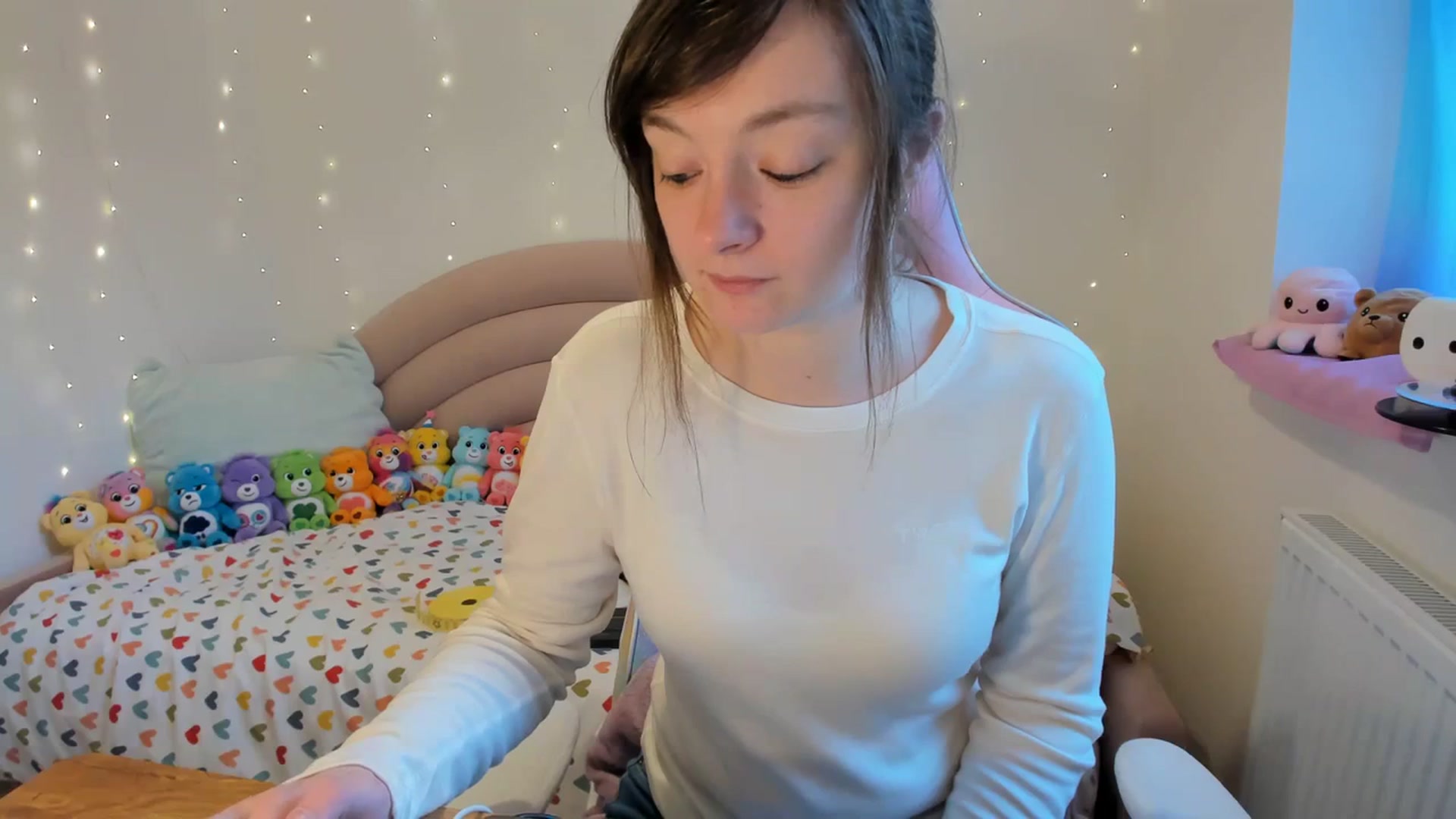 Gallery image thumbnail from JessieBear_'s myfreecams stream on, 01/08/2024, 16:52 image 6 of 20