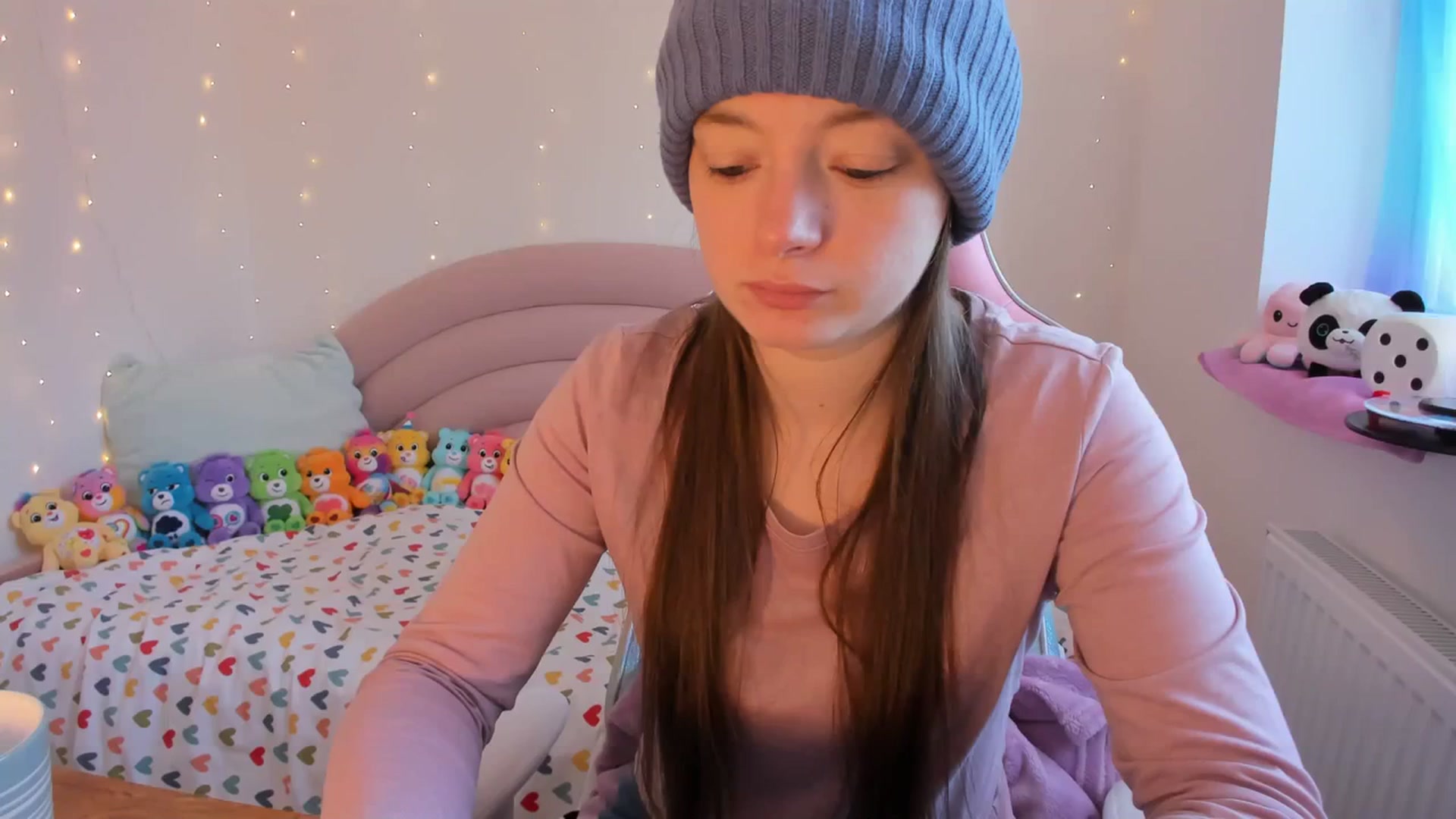 Gallery image thumbnail from JessieBear_'s myfreecams stream on, 01/09/2024, 14:09 image 1 of 20