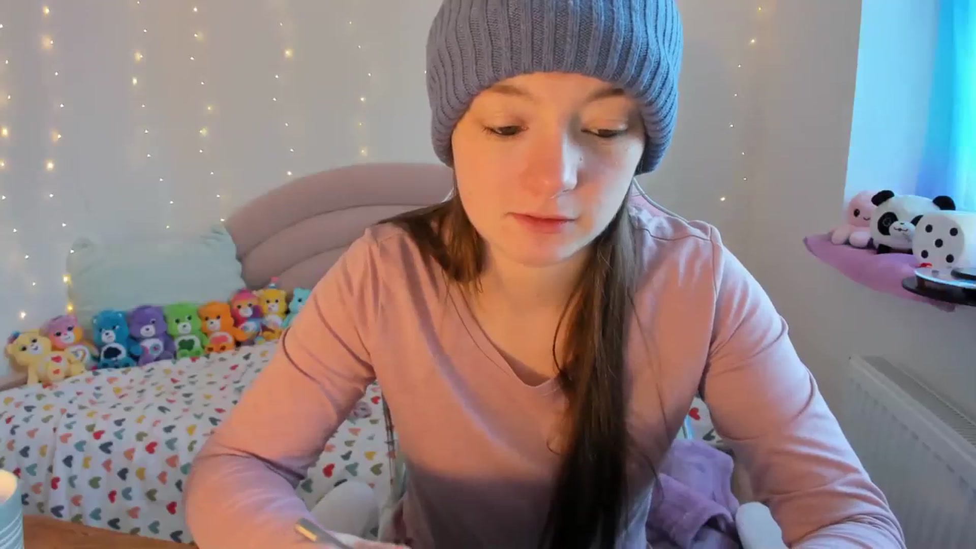 Gallery image thumbnail from JessieBear_'s myfreecams stream on, 01/09/2024, 14:49 image 16 of 20