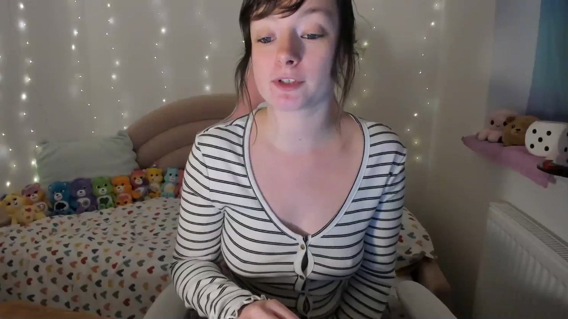 Gallery image thumbnail from JessieBear_'s myfreecams stream on, 01/11/2024, 18:20 image 13 of 20