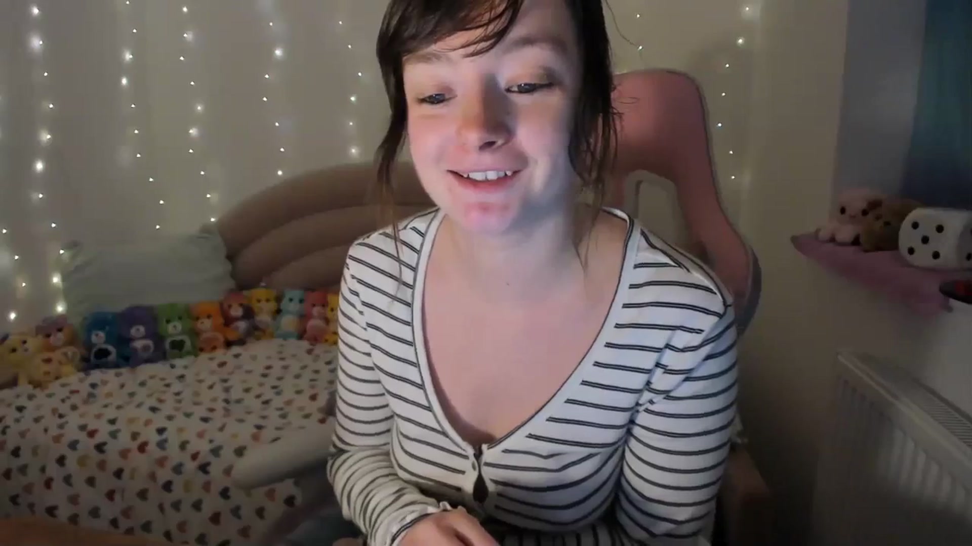 Gallery image thumbnail from JessieBear_'s myfreecams stream on, 01/11/2024, 18:20 image 3 of 20