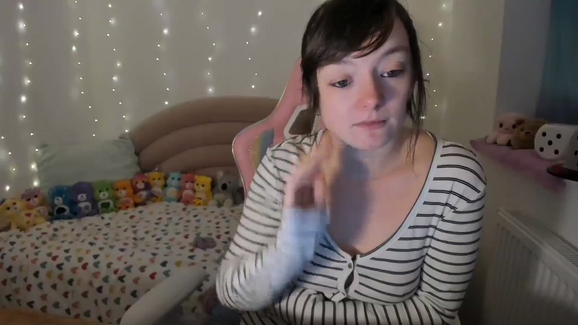 Gallery image thumbnail from JessieBear_'s myfreecams stream on, 01/11/2024, 18:20 image 18 of 20