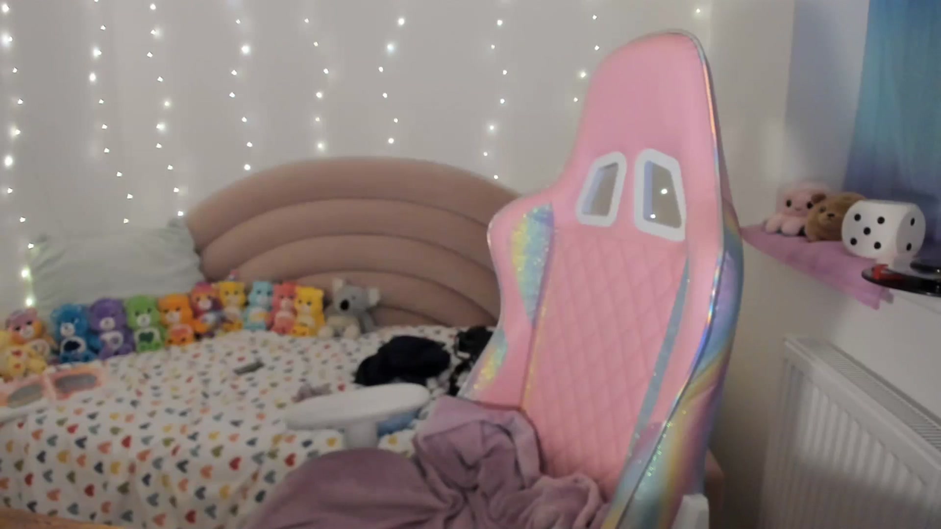 Gallery image thumbnail from JessieBear_'s myfreecams stream on, 01/12/2024, 17:55 image 13 of 20