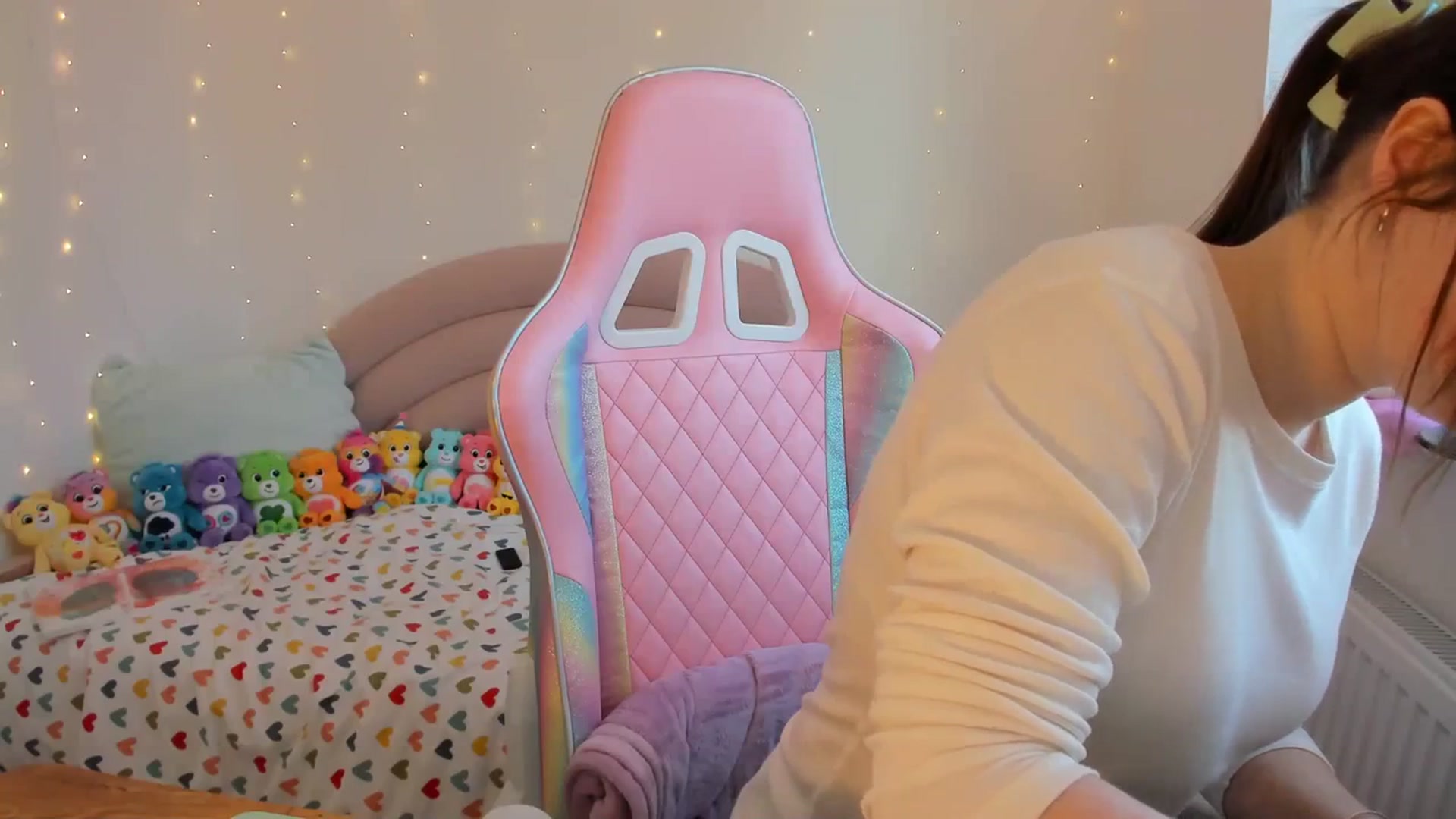 Gallery image thumbnail from JessieBear_'s myfreecams stream on, 01/15/2024, 14:16 image 9 of 20