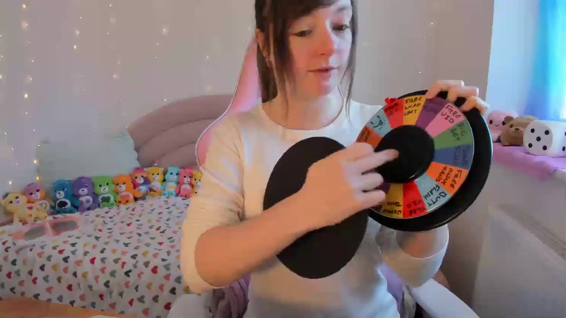 Gallery image thumbnail from JessieBear_'s myfreecams stream on, 01/15/2024, 14:16 image 17 of 20