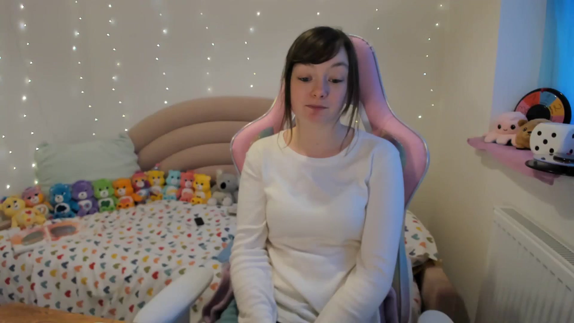 Gallery image thumbnail from JessieBear_'s myfreecams stream on, 01/15/2024, 16:35 image 9 of 20