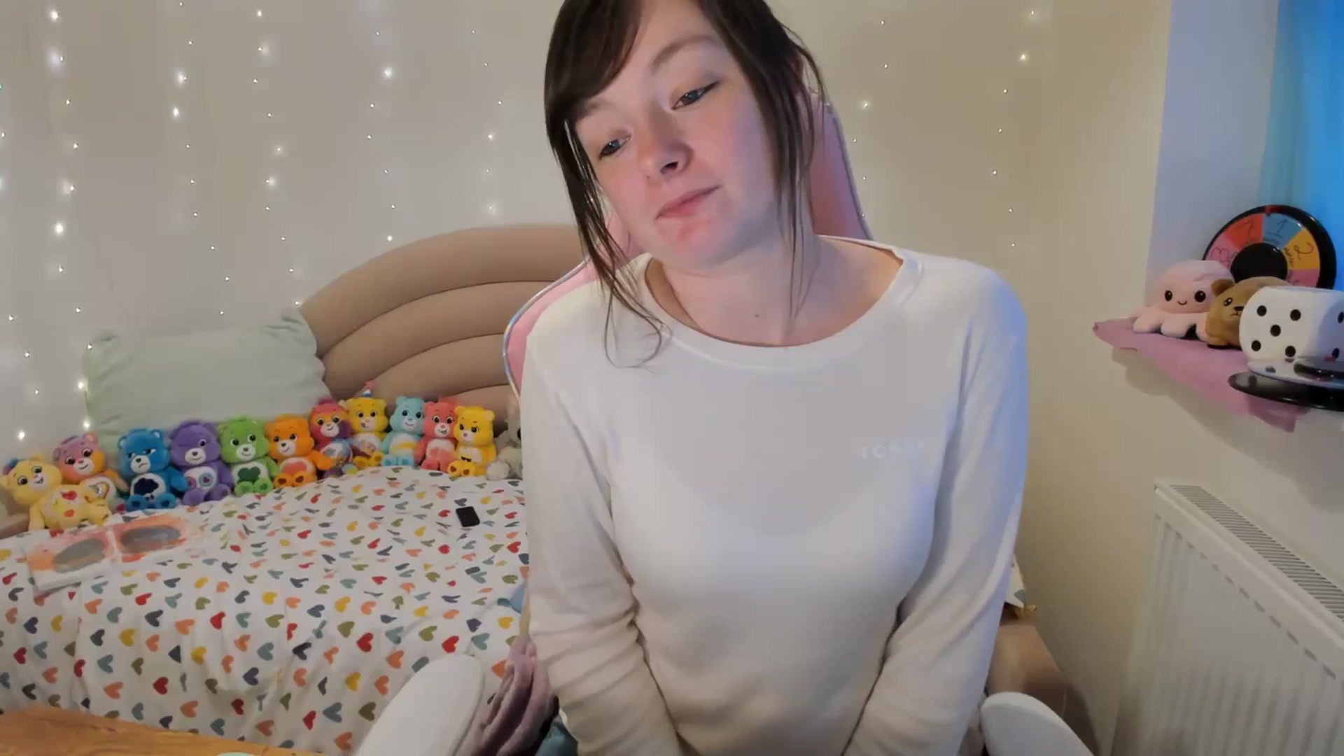 Gallery image thumbnail from JessieBear_'s myfreecams stream on, 01/15/2024, 16:35 image 14 of 20