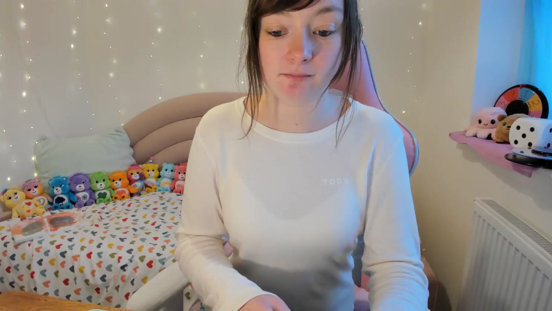 Gallery image thumbnail from JessieBear_'s myfreecams stream on, 01/15/2024, 16:35 image 2 of 20