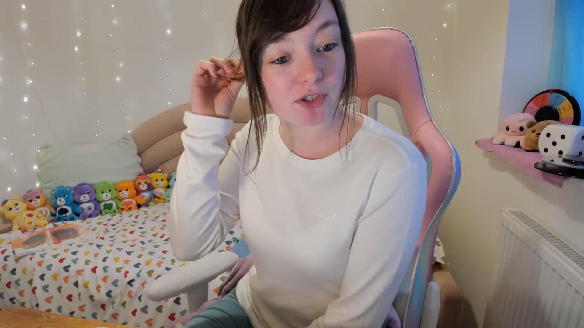 Gallery image thumbnail from JessieBear_'s myfreecams stream on, 01/15/2024, 16:35 image 13 of 20