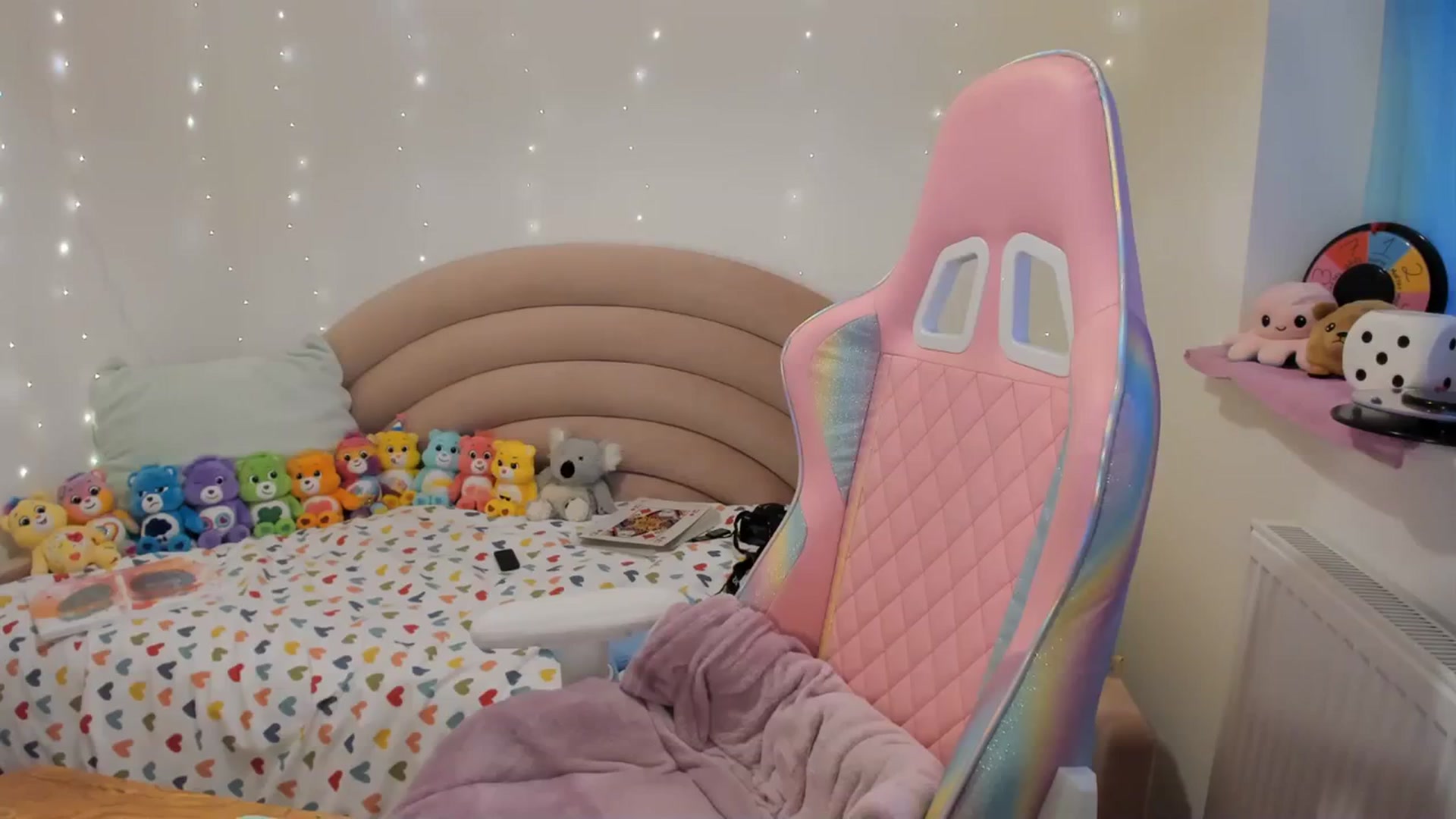 Gallery image thumbnail from JessieBear_'s myfreecams stream on, 01/15/2024, 16:35 image 17 of 20