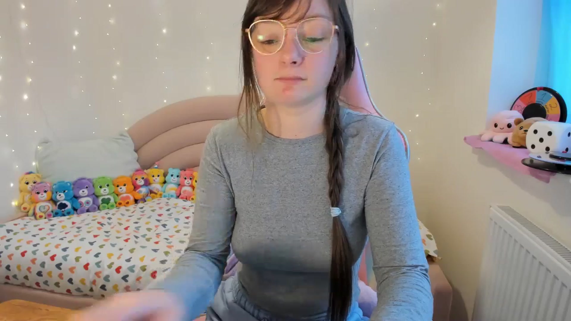 Gallery image thumbnail from JessieBear_'s myfreecams stream on, 01/16/2024, 15:56 image 19 of 20