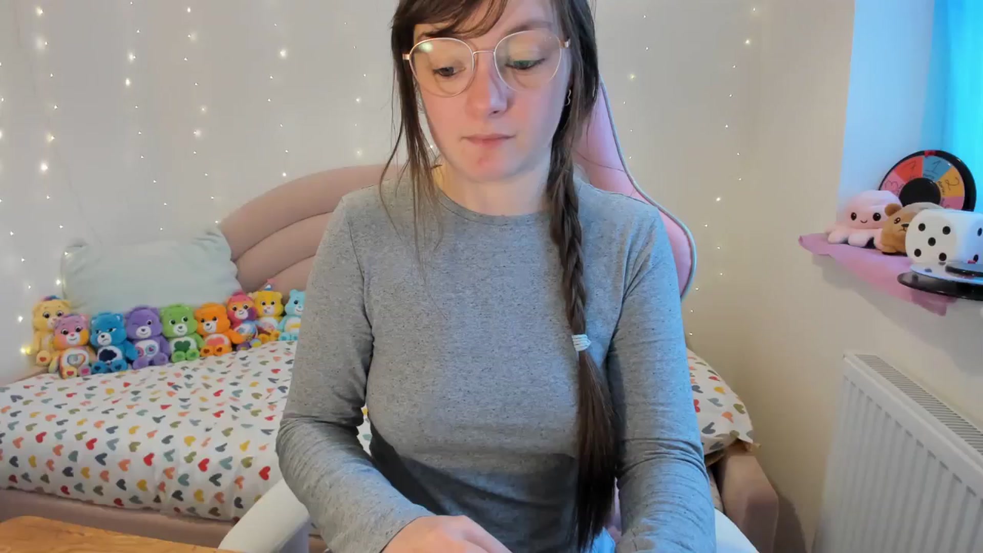 Gallery image thumbnail from JessieBear_'s myfreecams stream on, 01/16/2024, 15:56 image 15 of 20