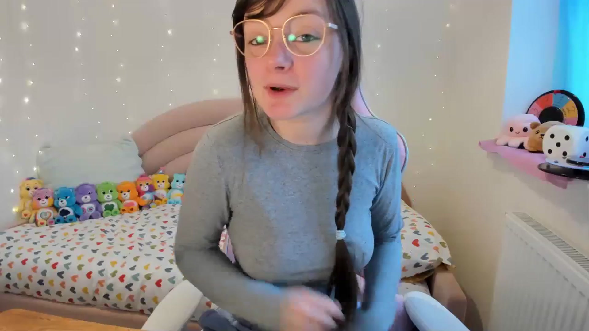 Gallery image thumbnail from JessieBear_'s myfreecams stream on, 01/16/2024, 15:56 image 12 of 20
