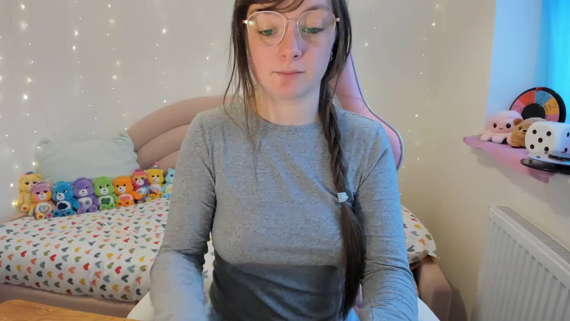 Gallery image thumbnail from JessieBear_'s myfreecams stream on, 01/16/2024, 15:56 image 16 of 20