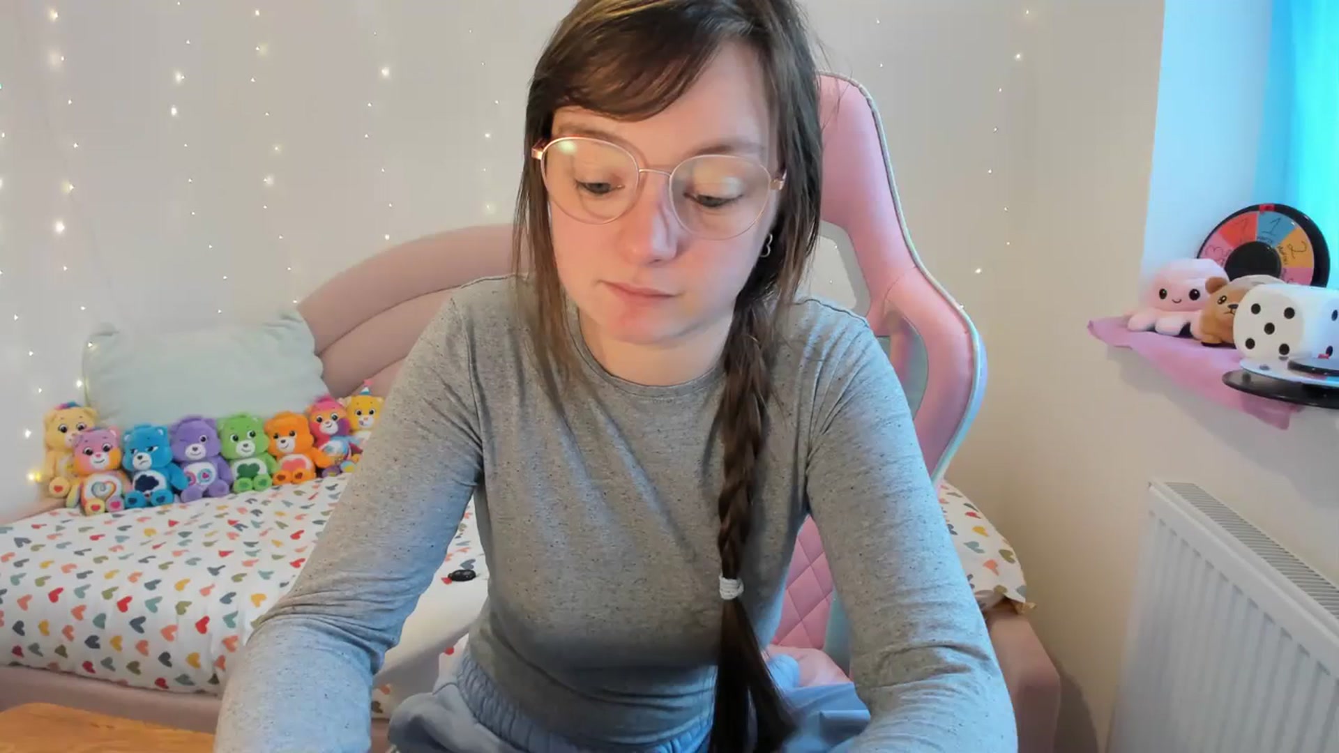 Gallery image thumbnail from JessieBear_'s myfreecams stream on, 01/16/2024, 15:56 image 9 of 20