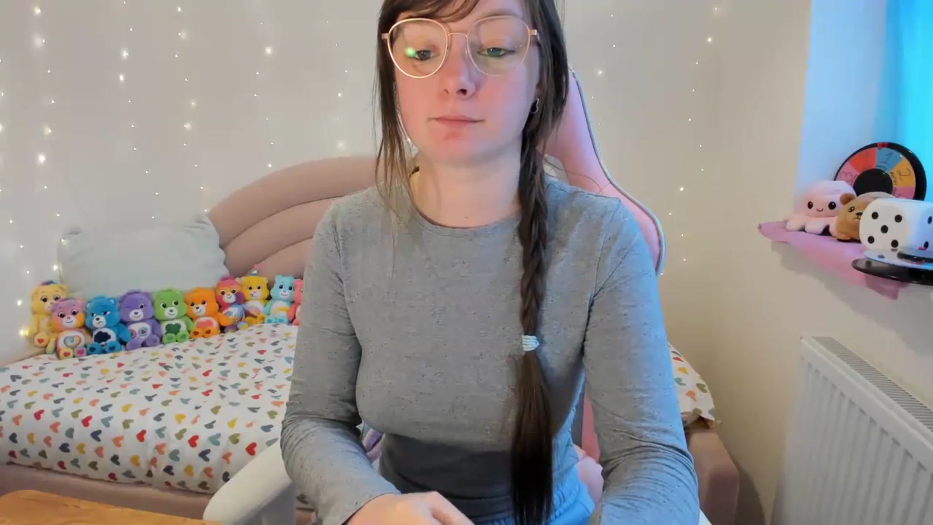 Gallery image thumbnail from JessieBear_'s myfreecams stream on, 01/16/2024, 15:56 image 17 of 20