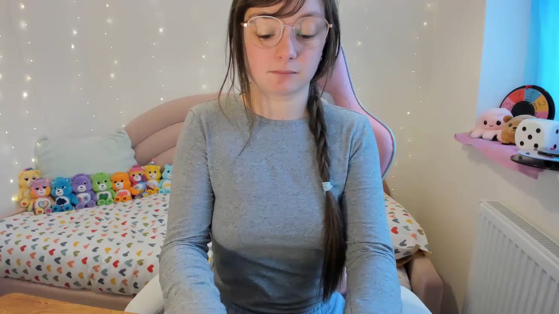Gallery image thumbnail from JessieBear_'s myfreecams stream on, 01/16/2024, 15:56 image 14 of 20