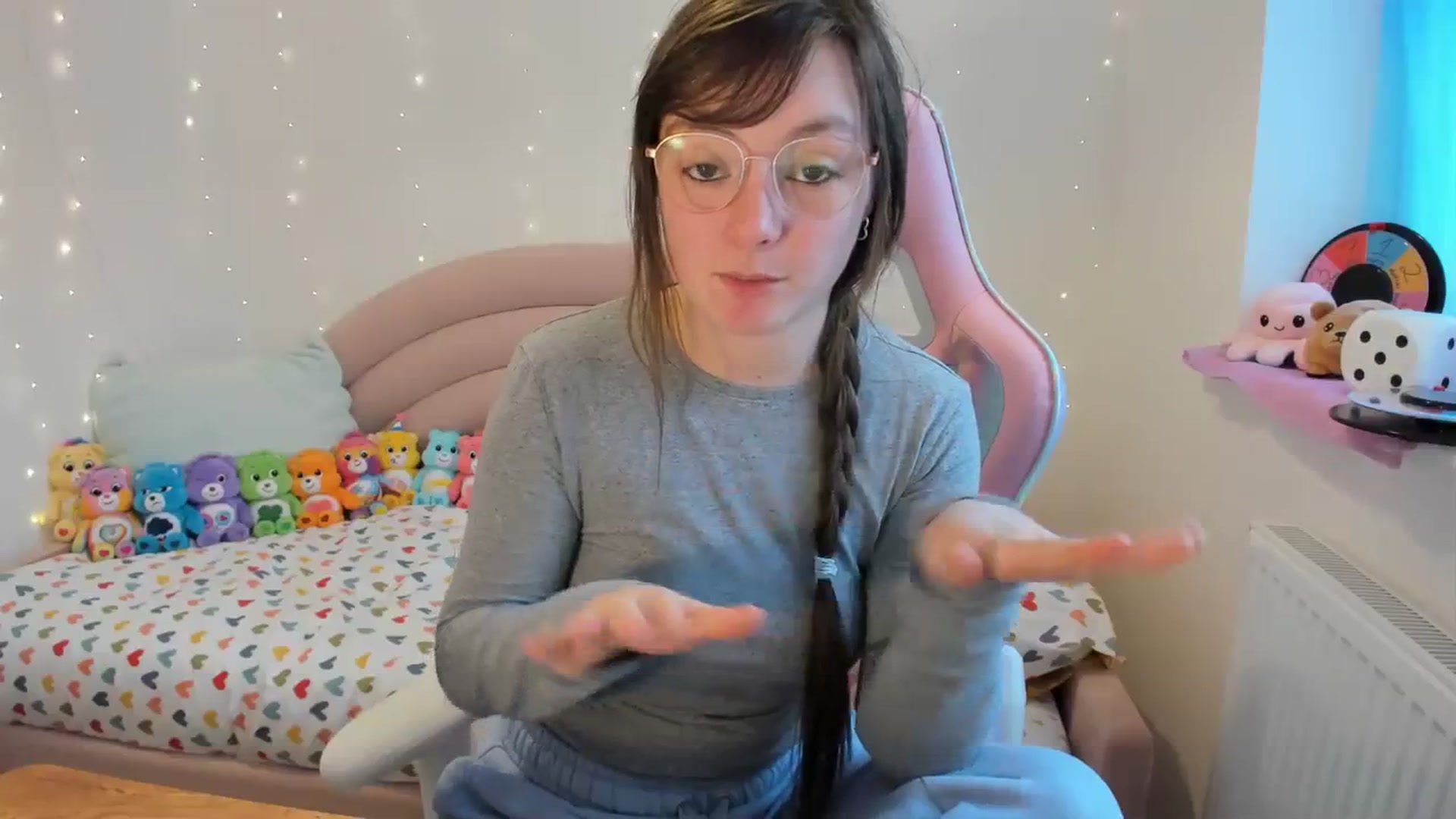 Gallery image thumbnail from JessieBear_'s myfreecams stream on, 01/16/2024, 15:56 image 10 of 20