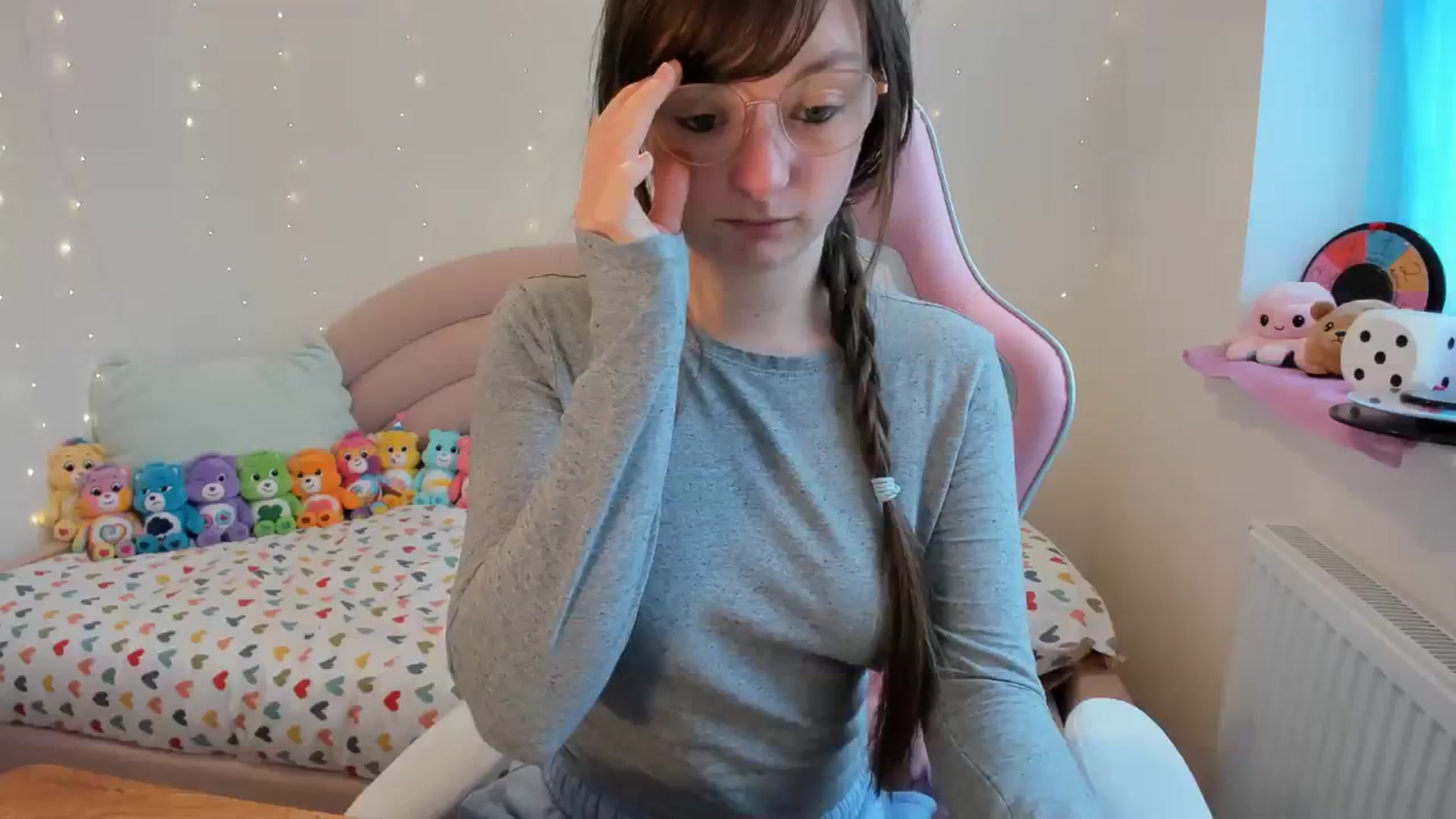 Gallery image thumbnail from JessieBear_'s myfreecams stream on, 01/16/2024, 15:56 image 1 of 20