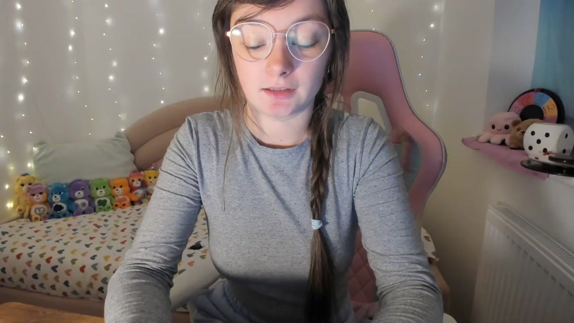 Gallery image thumbnail from JessieBear_'s myfreecams stream on, 01/16/2024, 18:02 image 13 of 20
