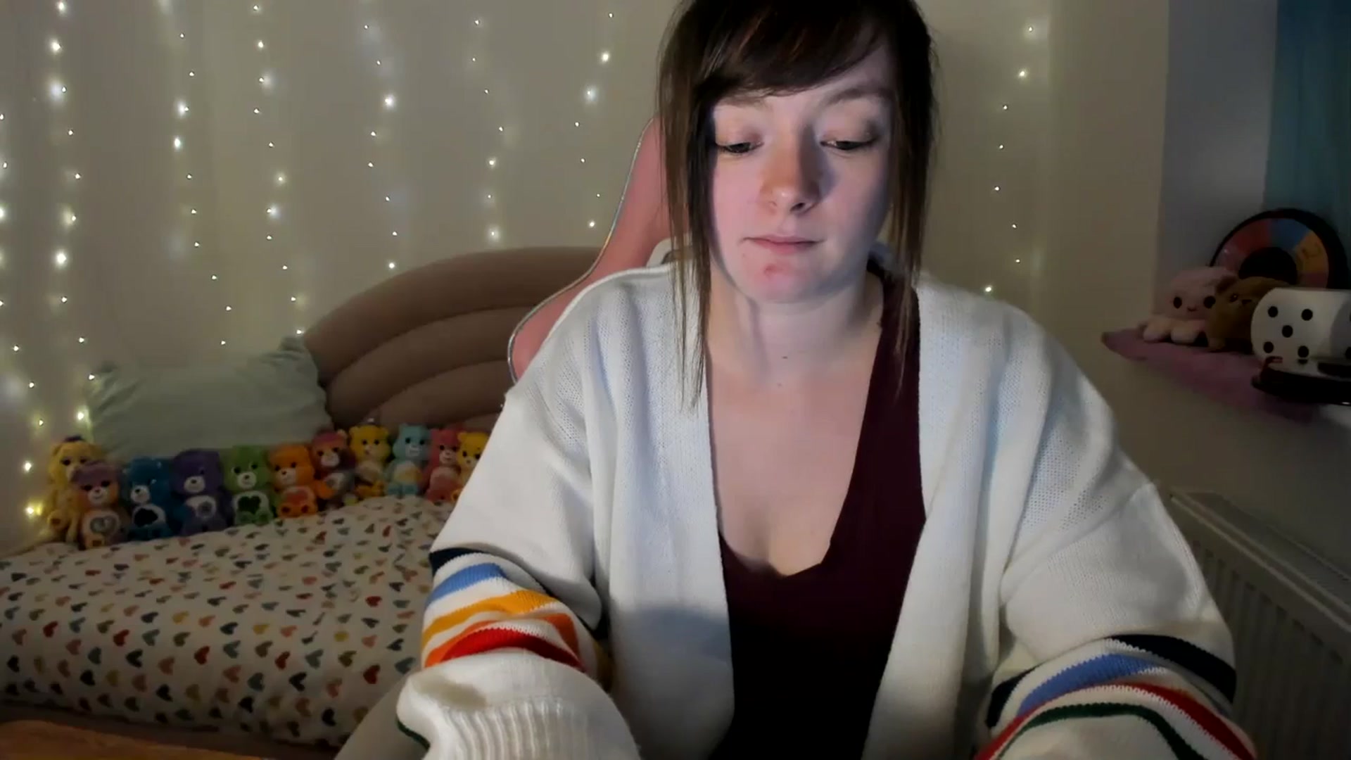 Gallery image thumbnail from JessieBear_'s myfreecams stream on, 01/18/2024, 18:00 image 14 of 20
