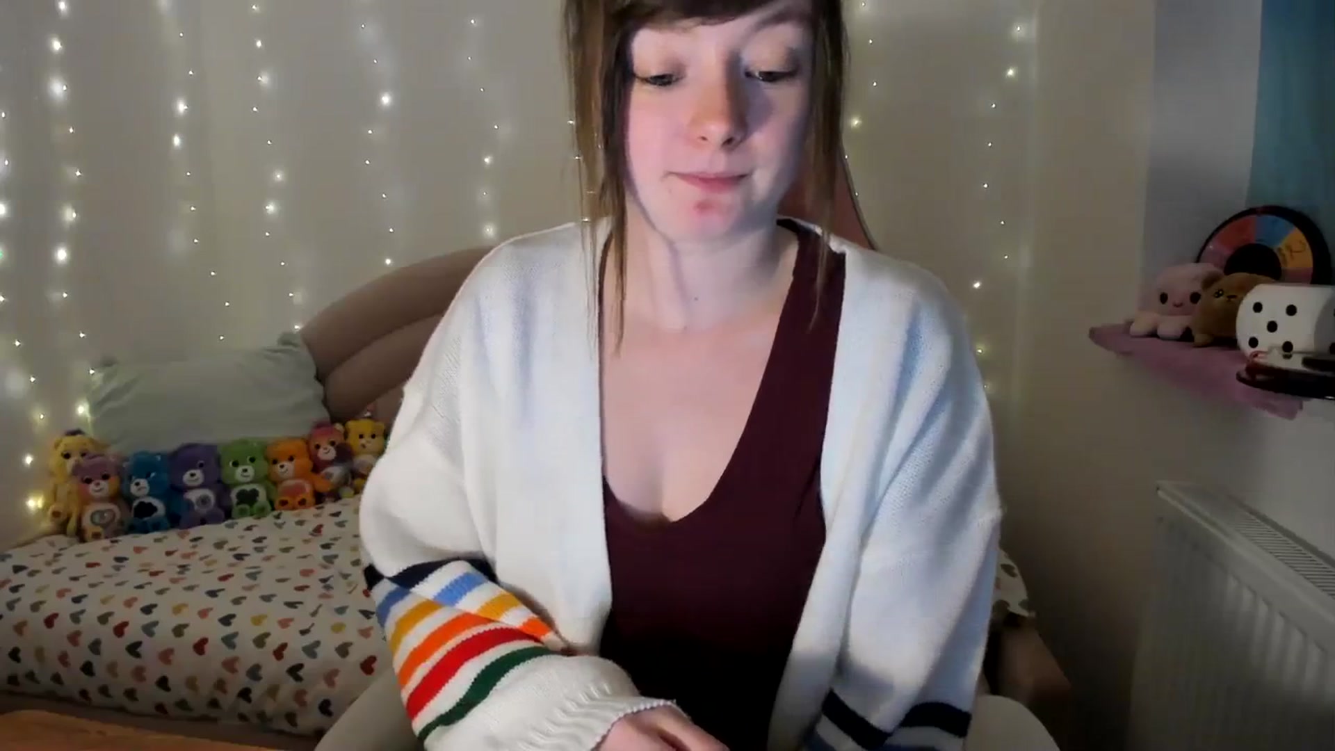 Gallery image thumbnail from JessieBear_'s myfreecams stream on, 01/18/2024, 18:00 image 16 of 20