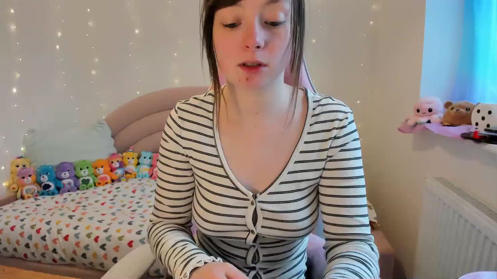 Gallery image thumbnail from JessieBear_'s myfreecams stream on, 01/20/2024, 11:50 image 2 of 20