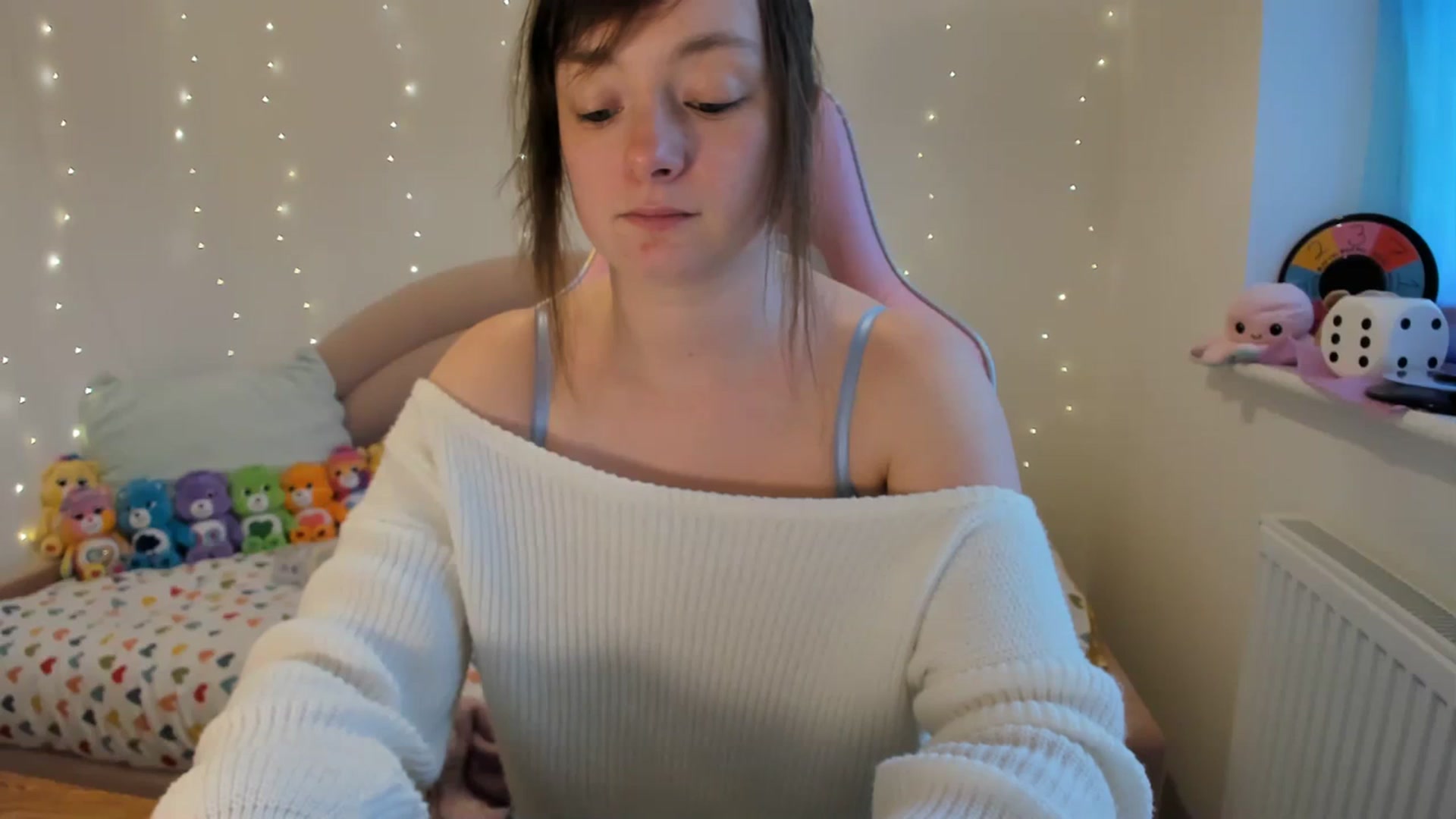 Gallery image thumbnail from JessieBear_'s myfreecams stream on, 01/23/2024, 14:21 image 15 of 20