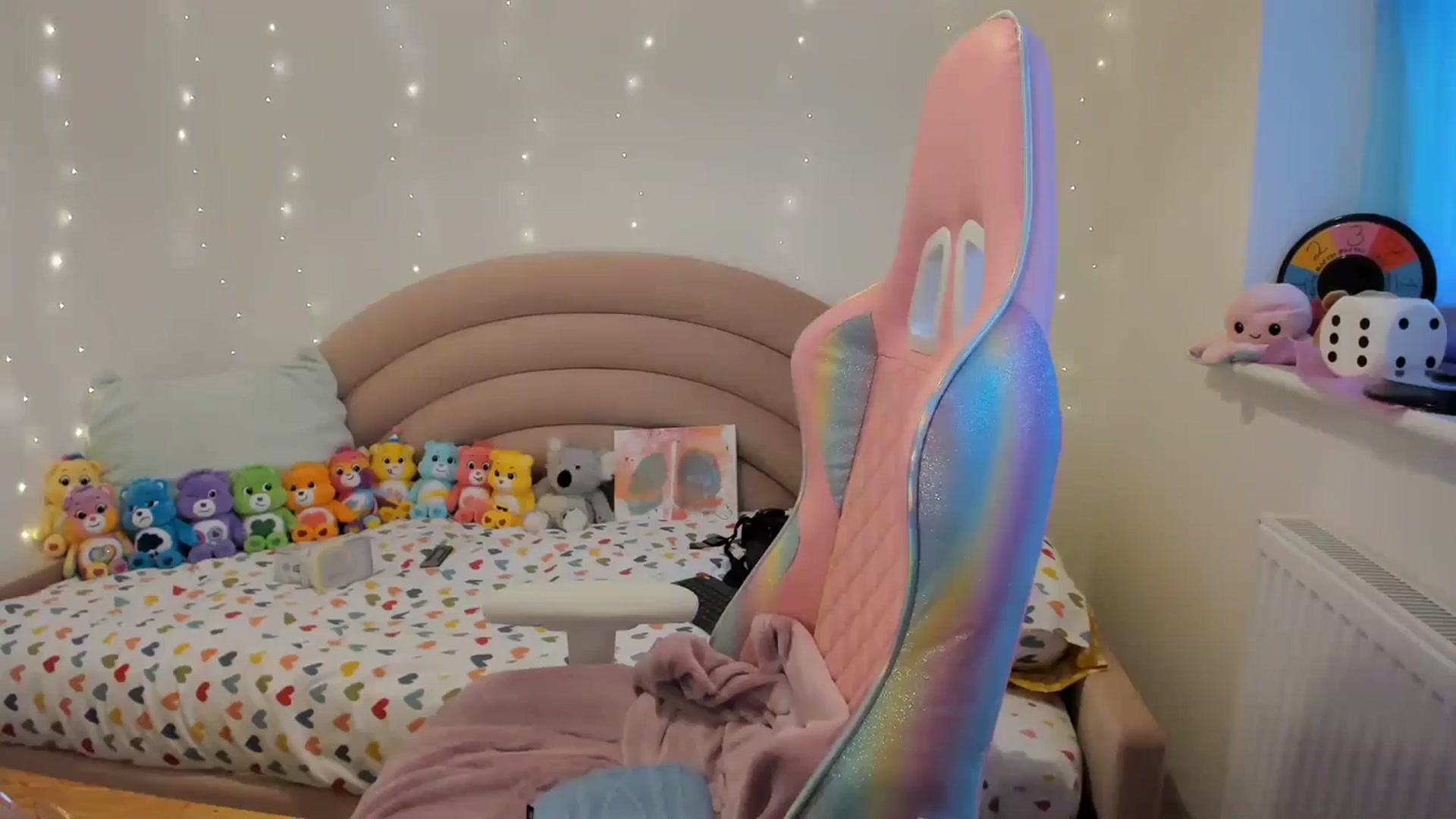 Gallery image thumbnail from JessieBear_'s myfreecams stream on, 01/23/2024, 15:50 image 17 of 20