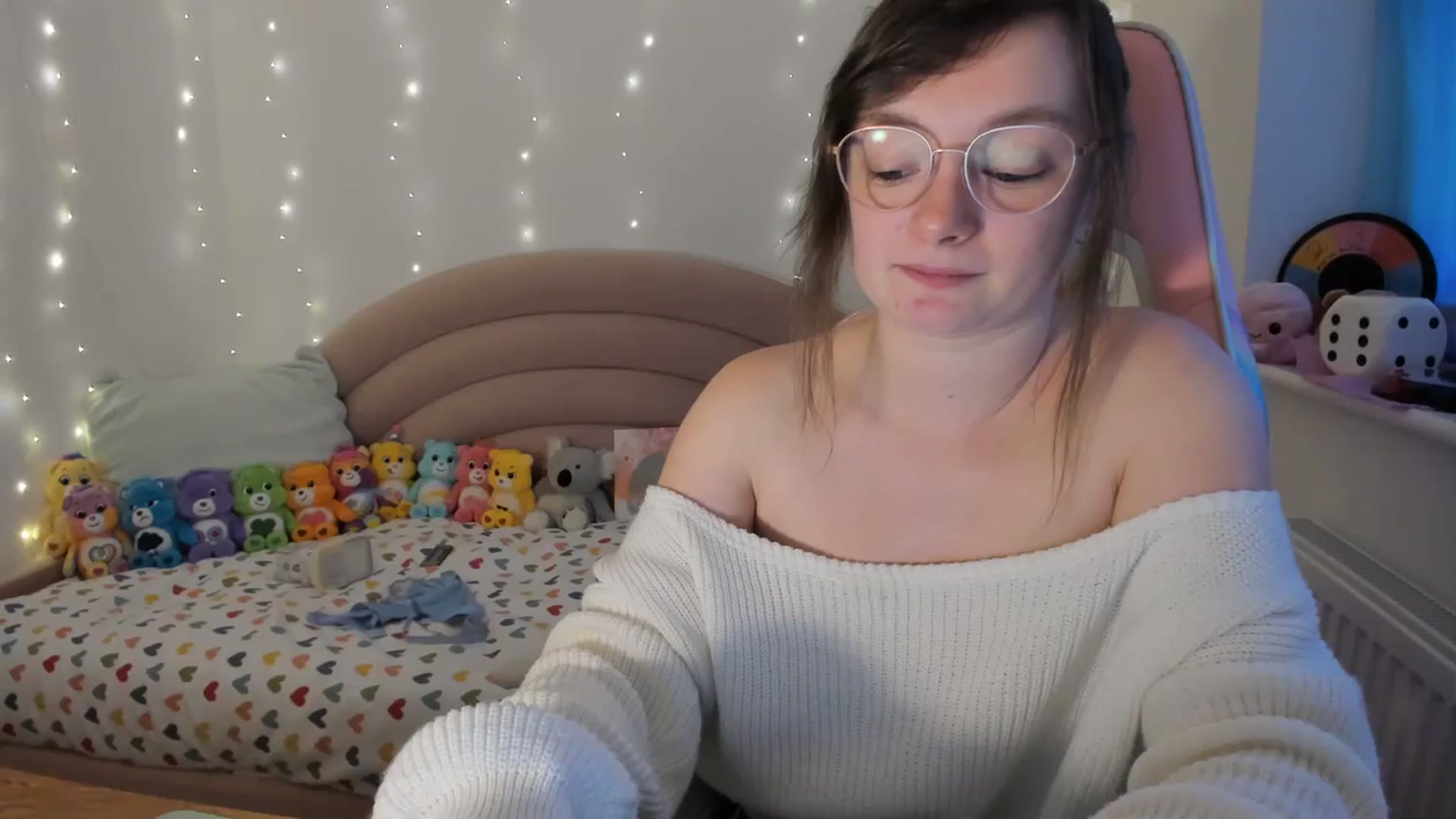 Gallery image thumbnail from JessieBear_'s myfreecams stream on, 01/23/2024, 17:54 image 5 of 20