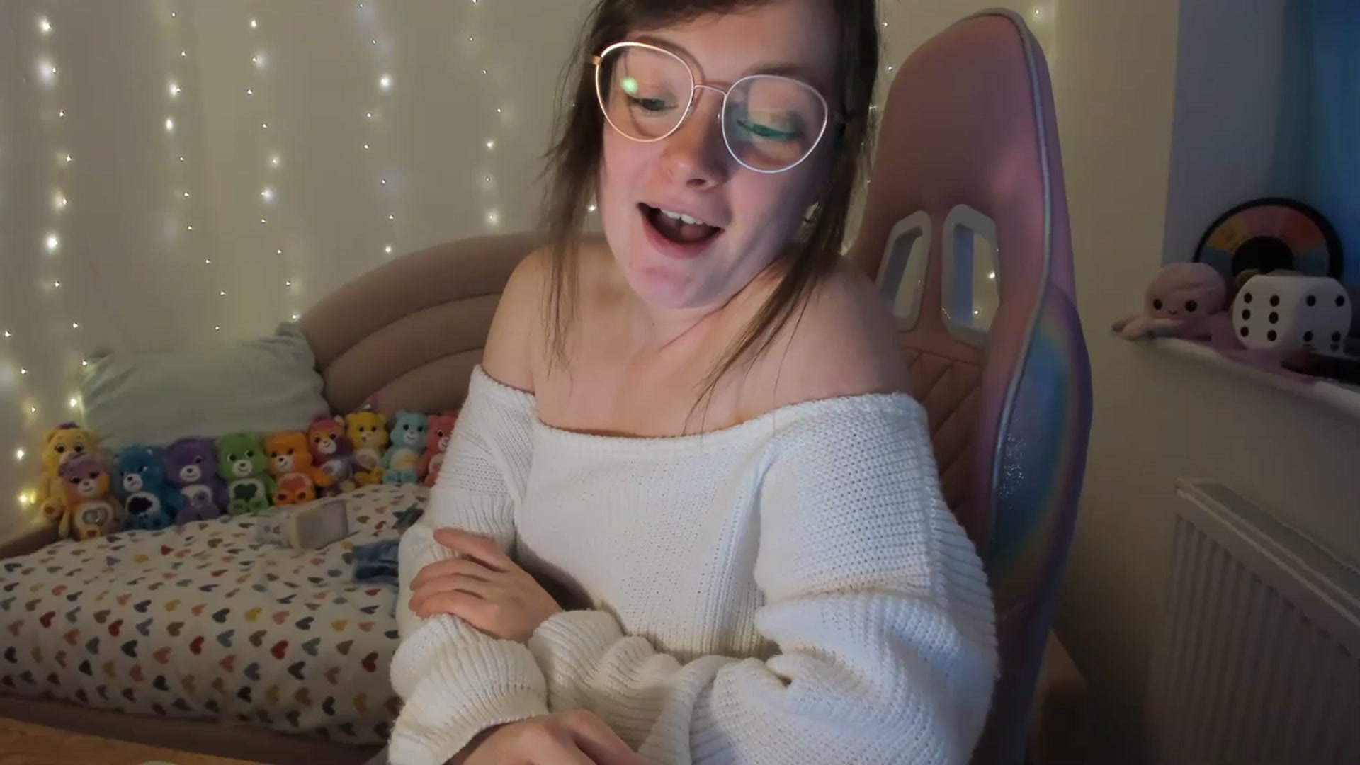 Gallery image thumbnail from JessieBear_'s myfreecams stream on, 01/23/2024, 17:54 image 7 of 20