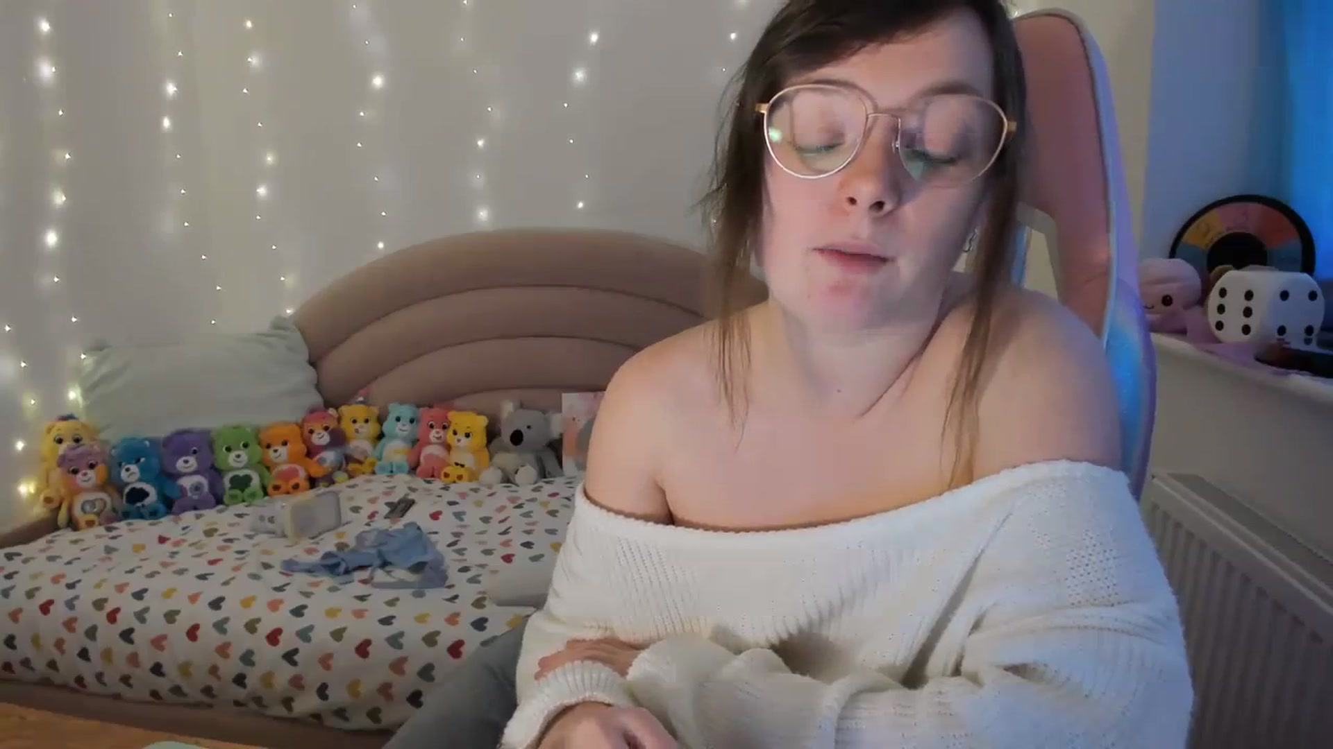 Gallery image thumbnail from JessieBear_'s myfreecams stream on, 01/23/2024, 17:54 image 3 of 20