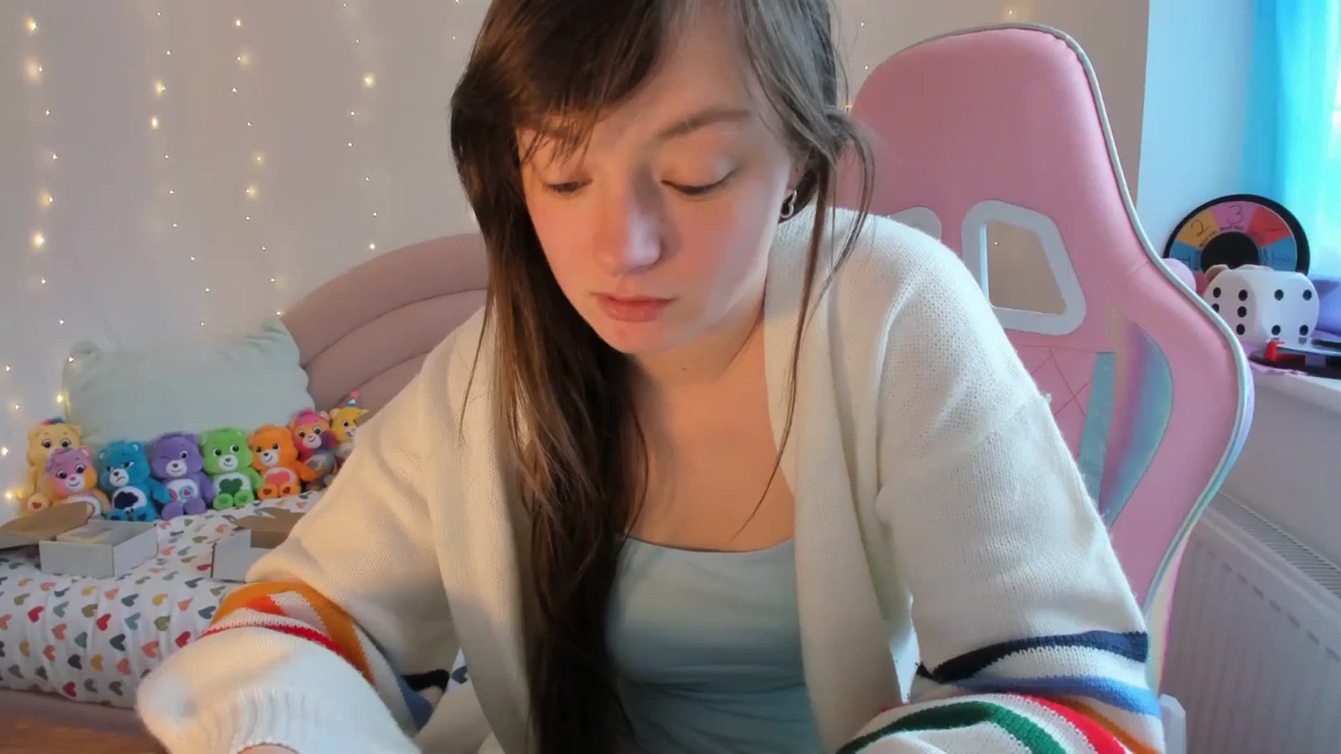 Gallery image thumbnail from JessieBear_'s myfreecams stream on, 01/25/2024, 15:16 image 18 of 20