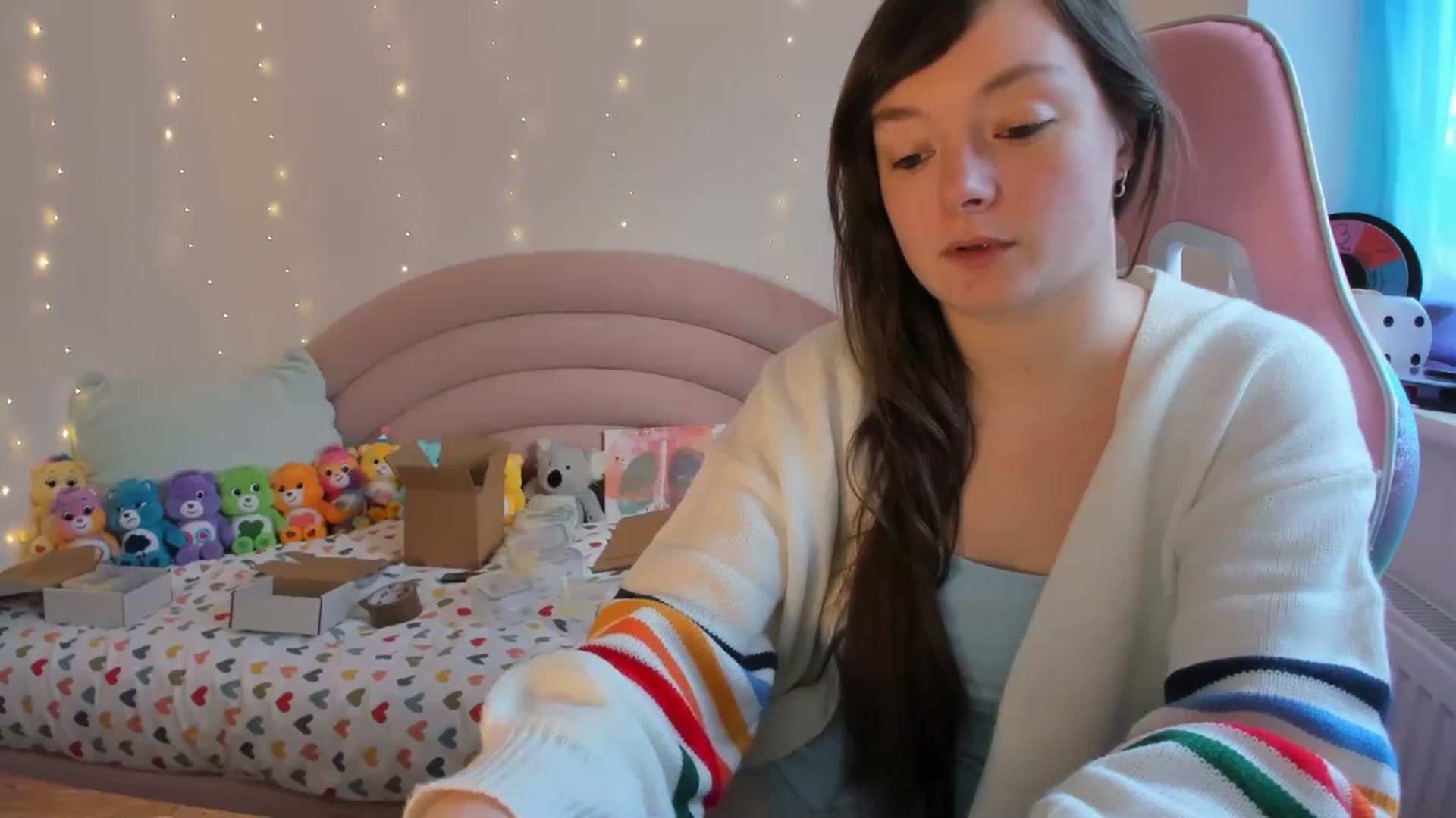 Gallery image thumbnail from JessieBear_'s myfreecams stream on, 01/25/2024, 15:16 image 9 of 20