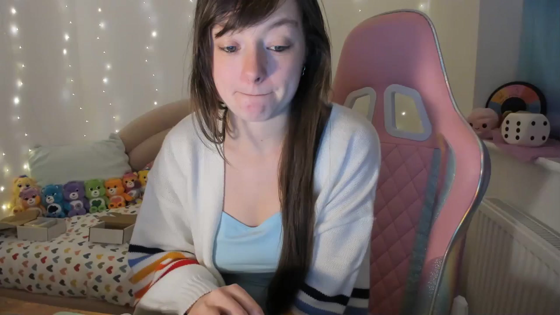 Gallery image thumbnail from JessieBear_'s myfreecams stream on, 01/25/2024, 18:14 image 8 of 20