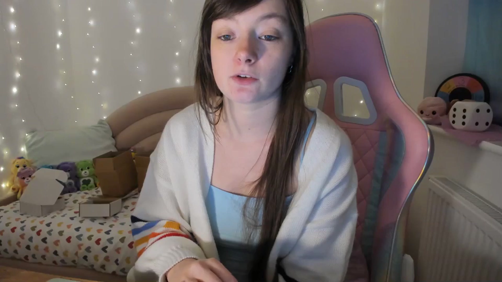 Gallery image thumbnail from JessieBear_'s myfreecams stream on, 01/25/2024, 18:14 image 14 of 20
