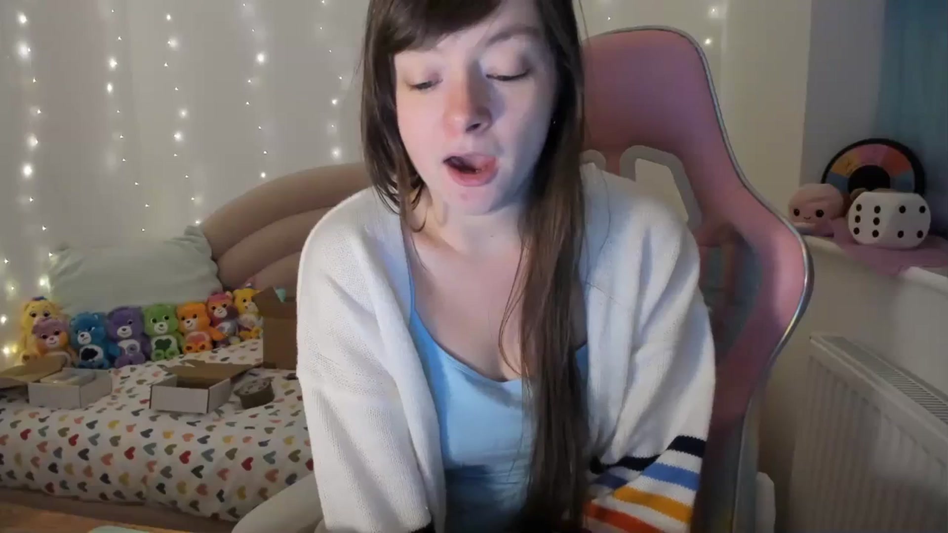 Gallery image thumbnail from JessieBear_'s myfreecams stream on, 01/25/2024, 18:14 image 11 of 20