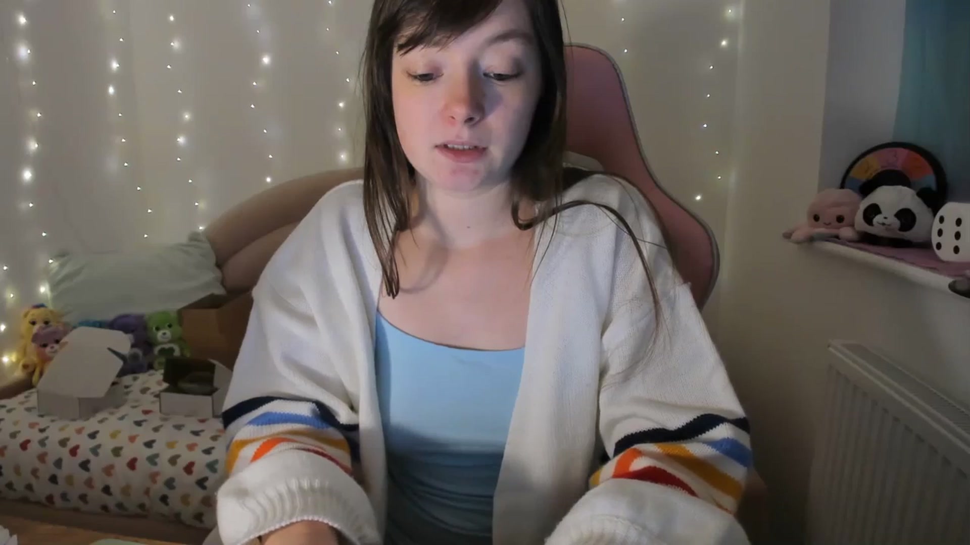 Gallery image thumbnail from JessieBear_'s myfreecams stream on, 01/25/2024, 18:14 image 17 of 20