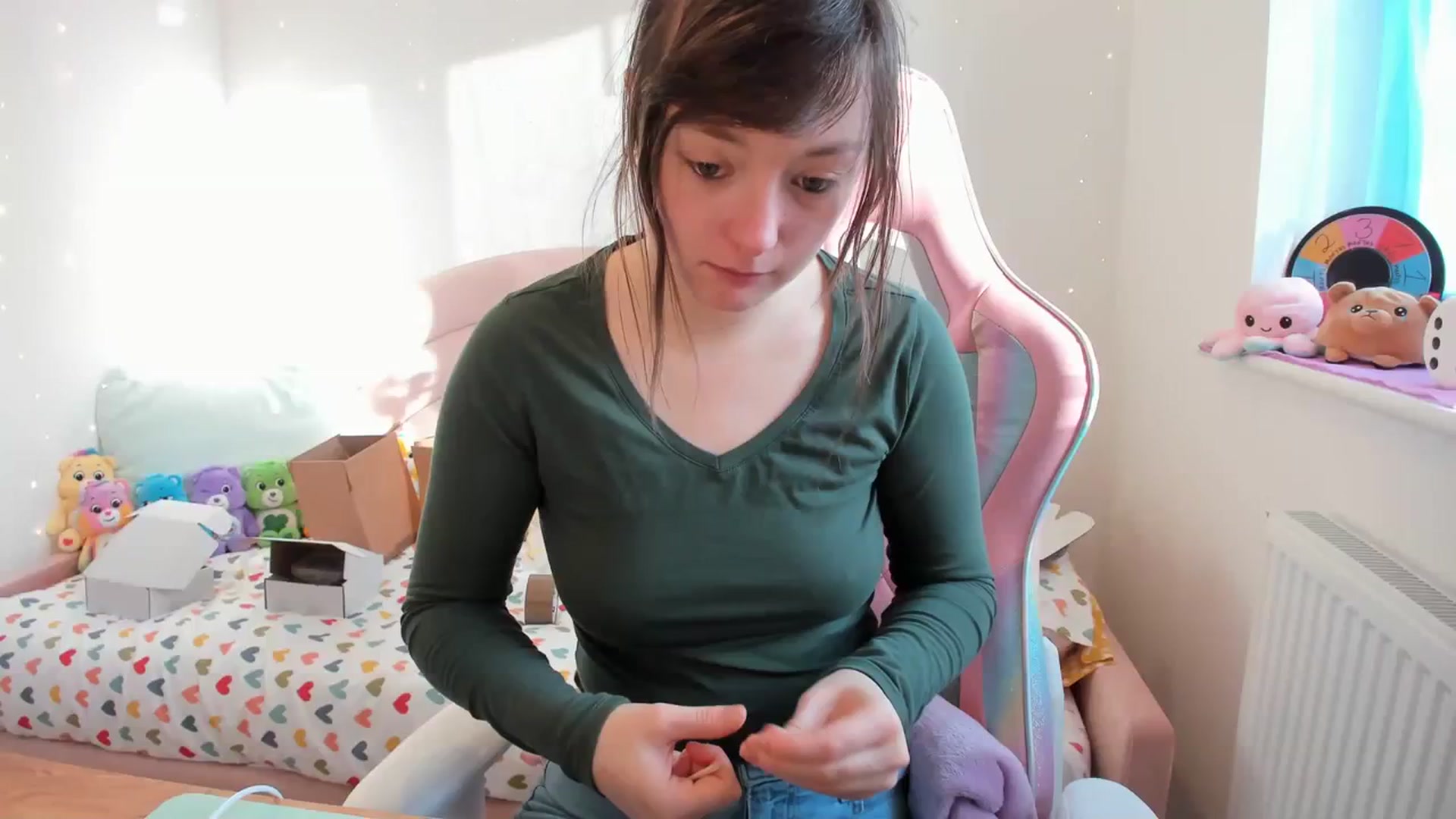 Gallery image thumbnail from JessieBear_'s myfreecams stream on, 01/26/2024, 11:02 image 1 of 20