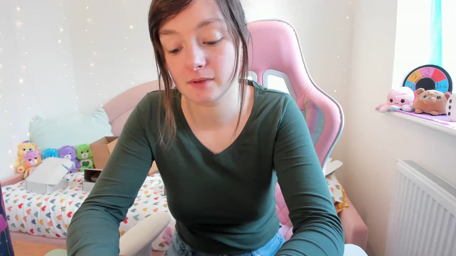 Gallery image thumbnail from JessieBear_'s myfreecams stream on, 01/26/2024, 12:08 image 13 of 20