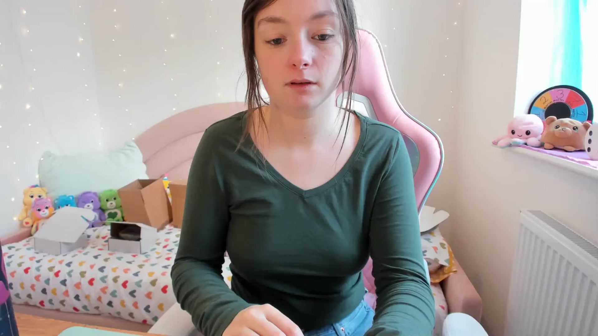 Gallery image thumbnail from JessieBear_'s myfreecams stream on, 01/26/2024, 12:08 image 6 of 20