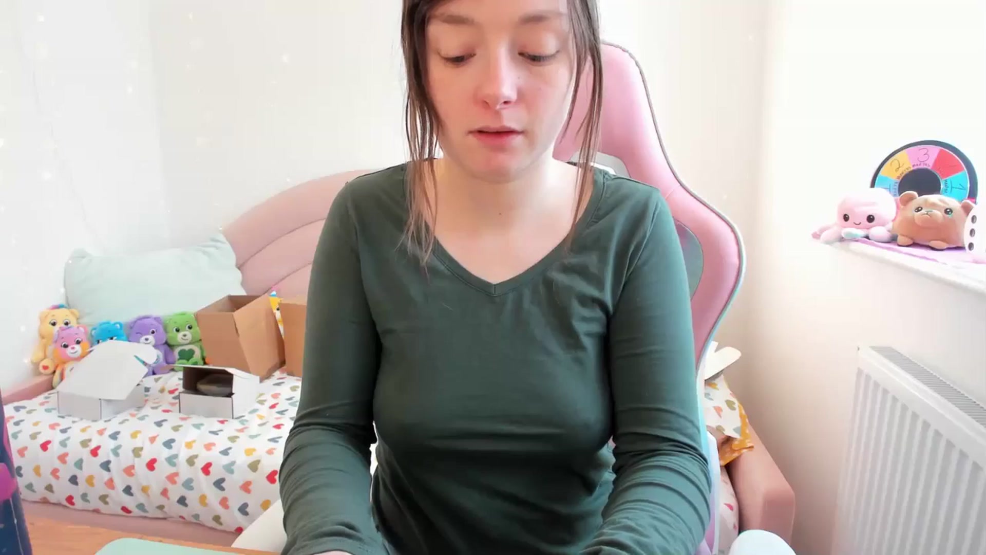 Gallery image thumbnail from JessieBear_'s myfreecams stream on, 01/26/2024, 12:08 image 12 of 20