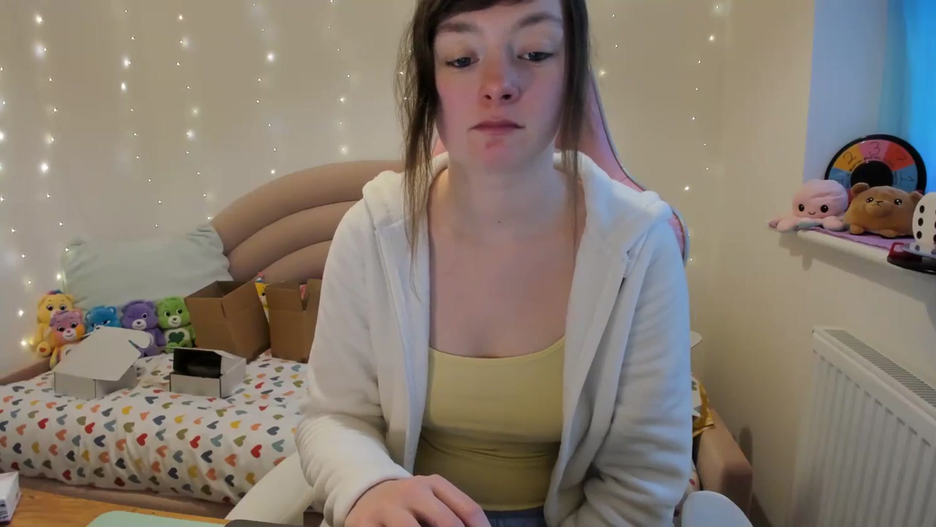Gallery image thumbnail from JessieBear_'s myfreecams stream on, 01/29/2024, 16:00 image 2 of 20