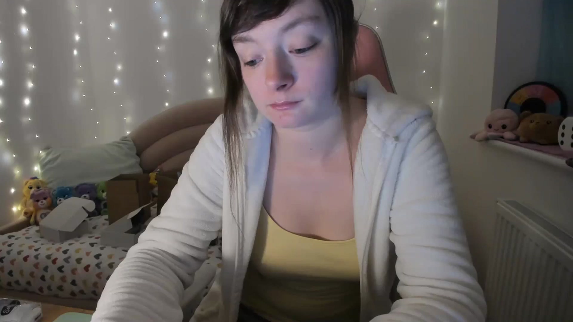 Gallery image thumbnail from JessieBear_'s myfreecams stream on, 01/29/2024, 17:56 image 17 of 20